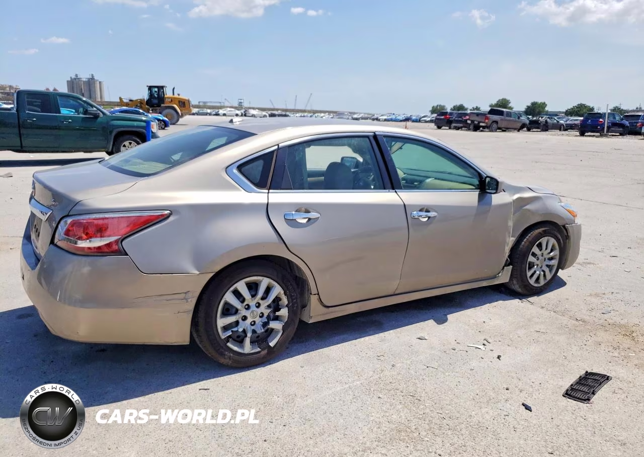 2015 Nissan Altima 2.5 S VIN:1N4AL3AP8FN321486 - 3
