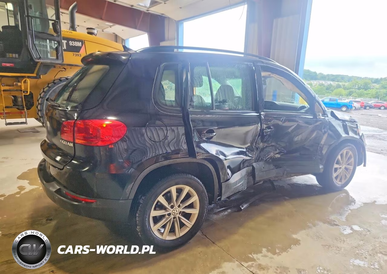 2017 Volkswagen Tiguan S VIN:WVGBV7AX0HK051492 - 3