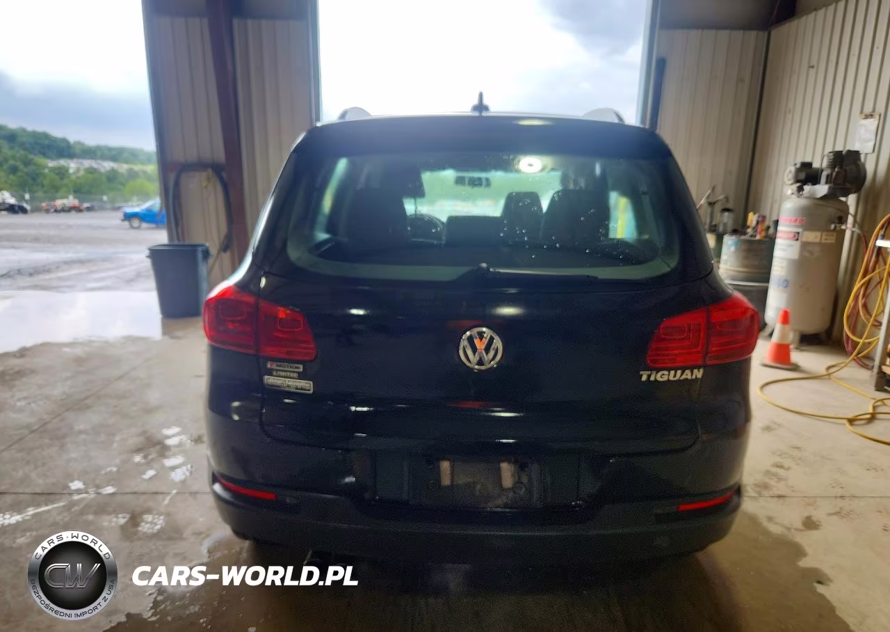 2017 Volkswagen Tiguan S VIN:WVGBV7AX0HK051492 - 6