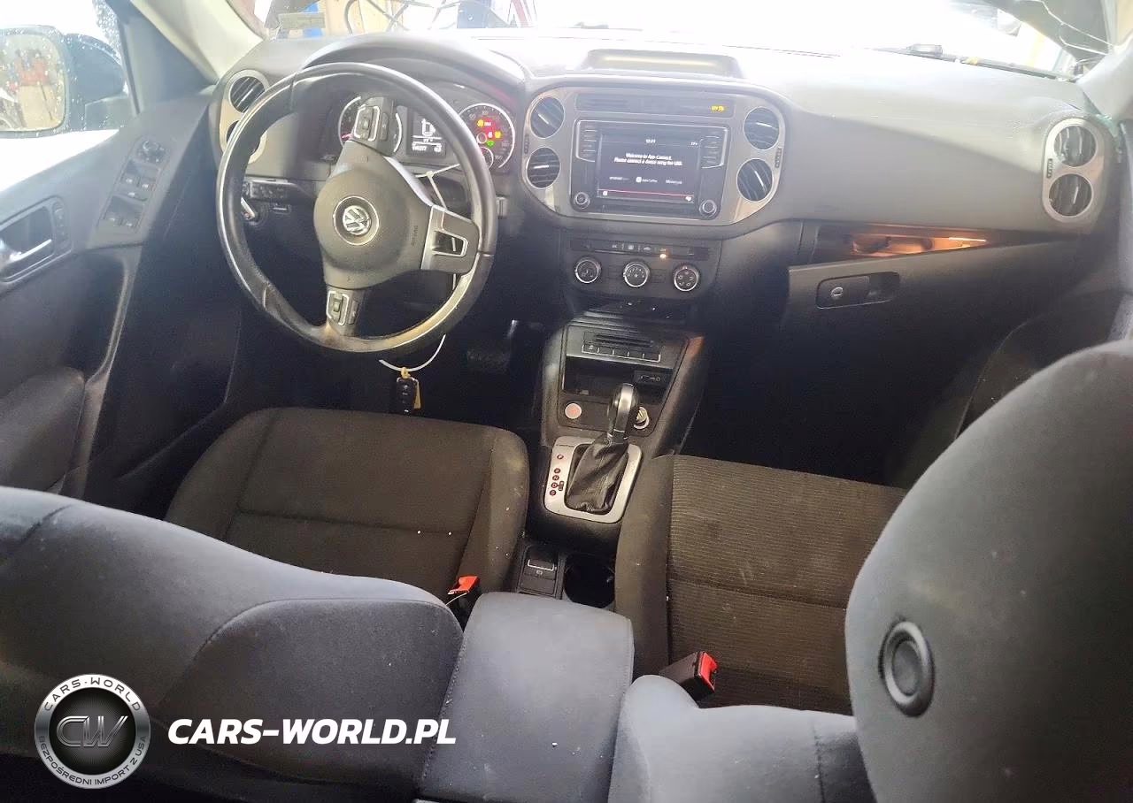 2017 Volkswagen Tiguan S VIN:WVGBV7AX0HK051492 - 8