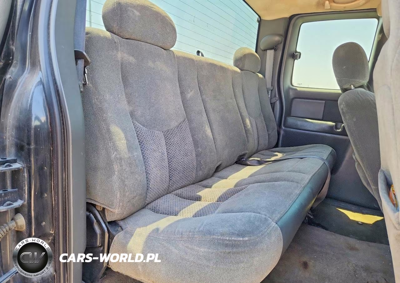 2004 Chevrolet Silverado C1500 VIN:2GCEC19V941123811 - 10