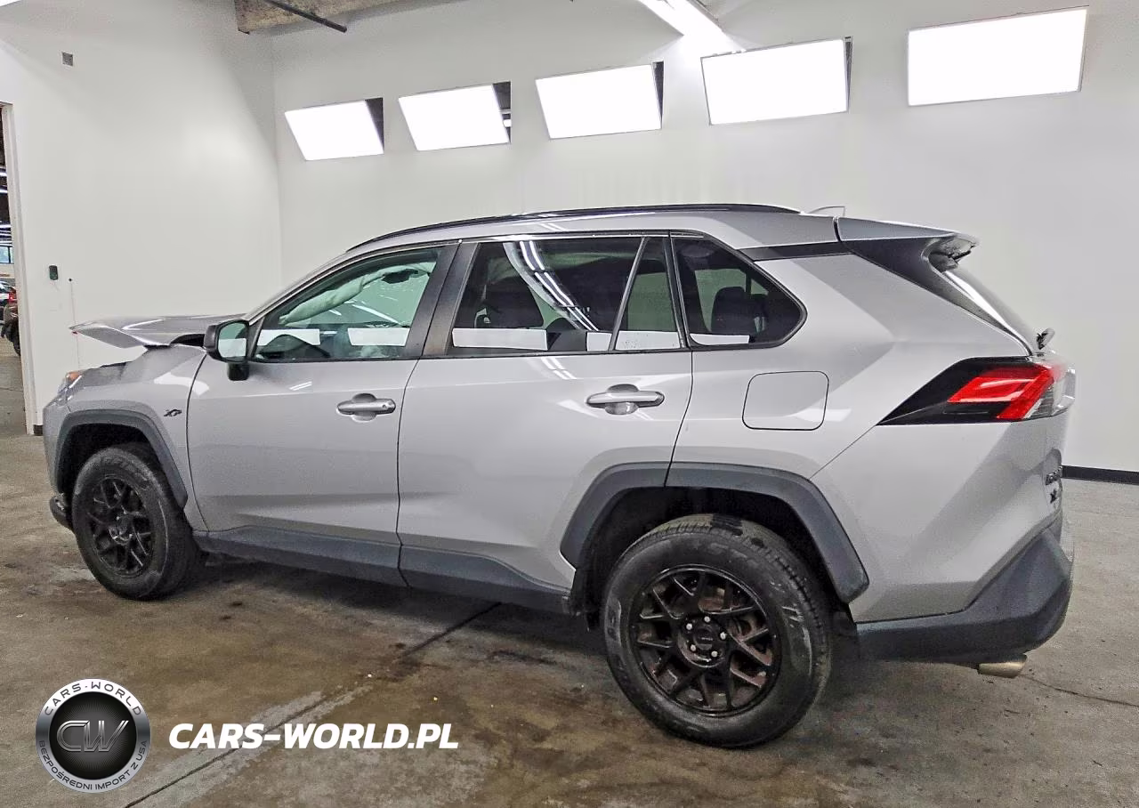 2021 Toyota Rav4 Le VIN:2T3H1RFV2MW136249 - 2