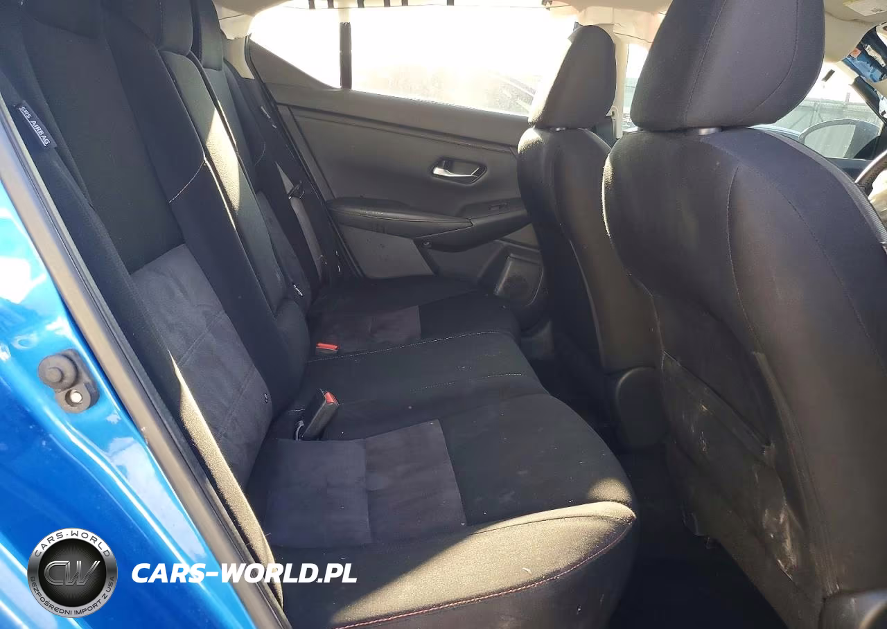 2022 Nissan Sentra Sr VIN:3N1AB8DV5NY285863 - 10