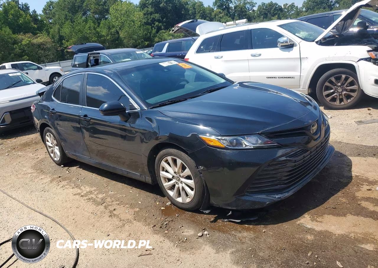 2020 Toyota Camry Le VIN:4T1C11AKXLU997579 - 4