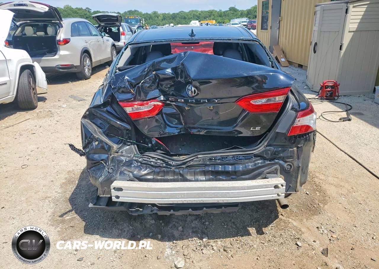 2020 Toyota Camry Le VIN:4T1C11AKXLU997579 - 6
