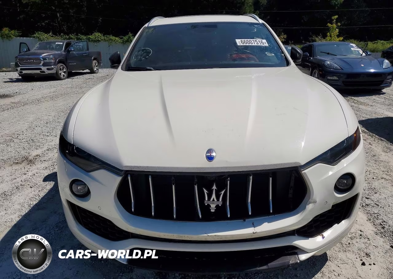 2018 Maserati Levante Luxury VIN:ZN661XUL5JX294345 - 5