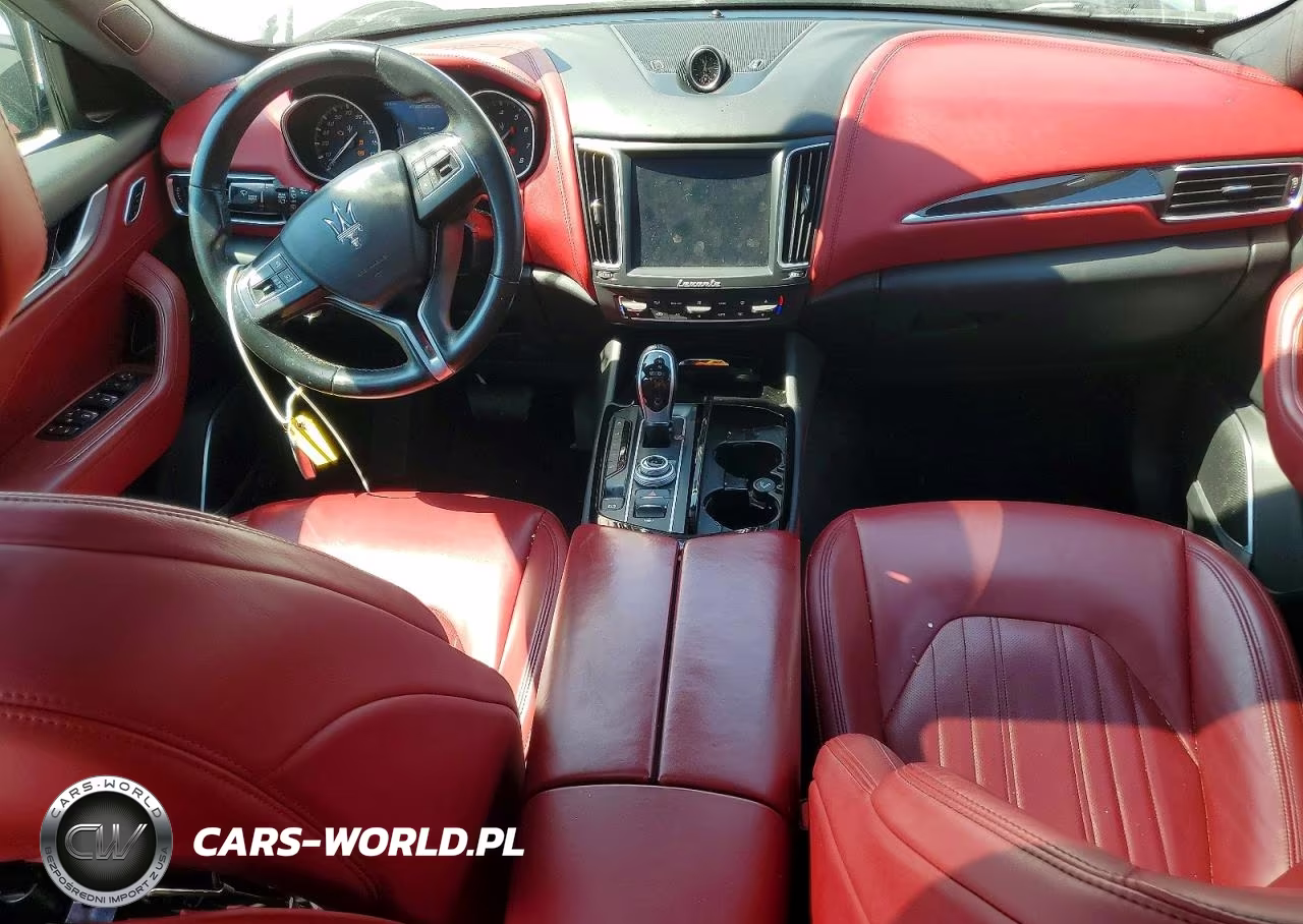 2018 Maserati Levante Luxury VIN:ZN661XUL5JX294345 - 8