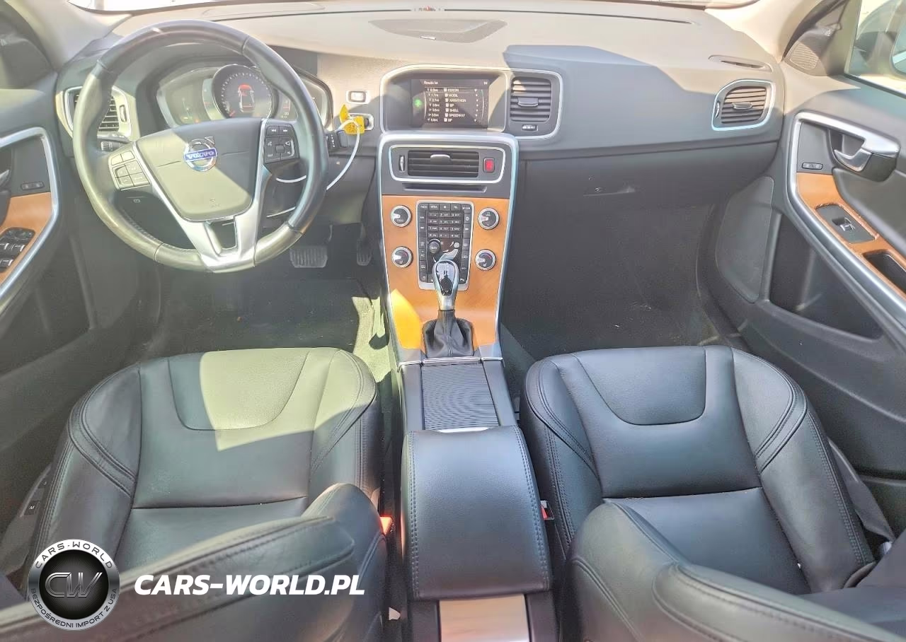 2017 Volvo S60 Platinum VIN:LYV402TM6HB153363 - 8