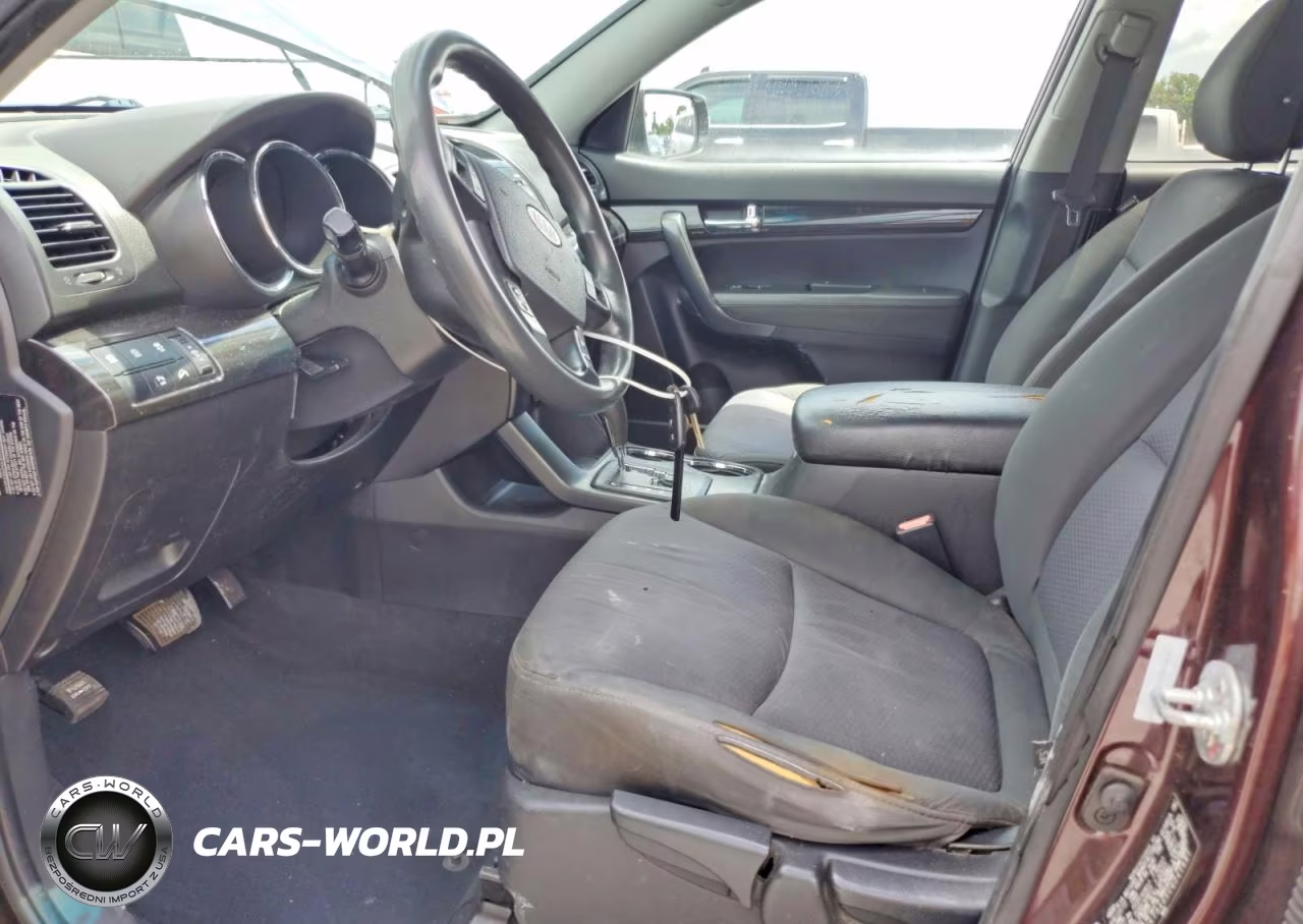 2012 Kia Sorento Lx VIN:5XYKT3A6XCG241681 - 7