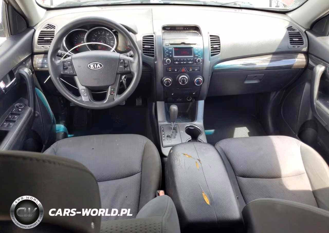 2012 Kia Sorento Lx VIN:5XYKT3A6XCG241681 - 8