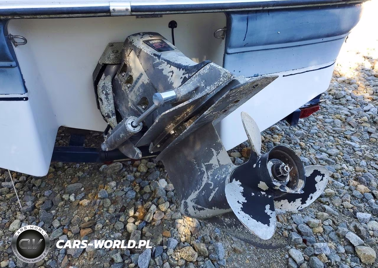 2005 Four Winns Horizon Boat VIN:GFNMG075D505 - 7