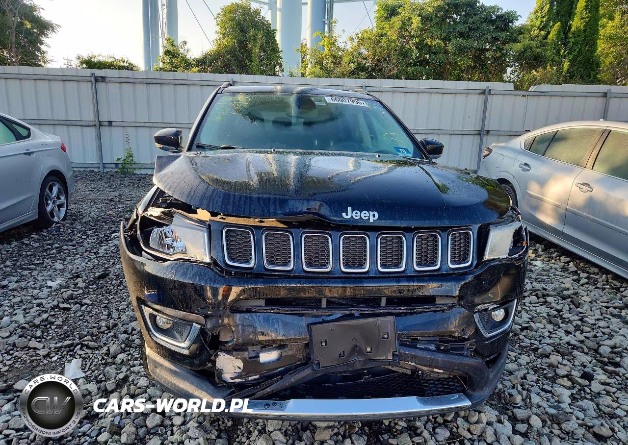 2018 Jeep Compass Limited VIN:3C4NJDCB1JT432947 - 5