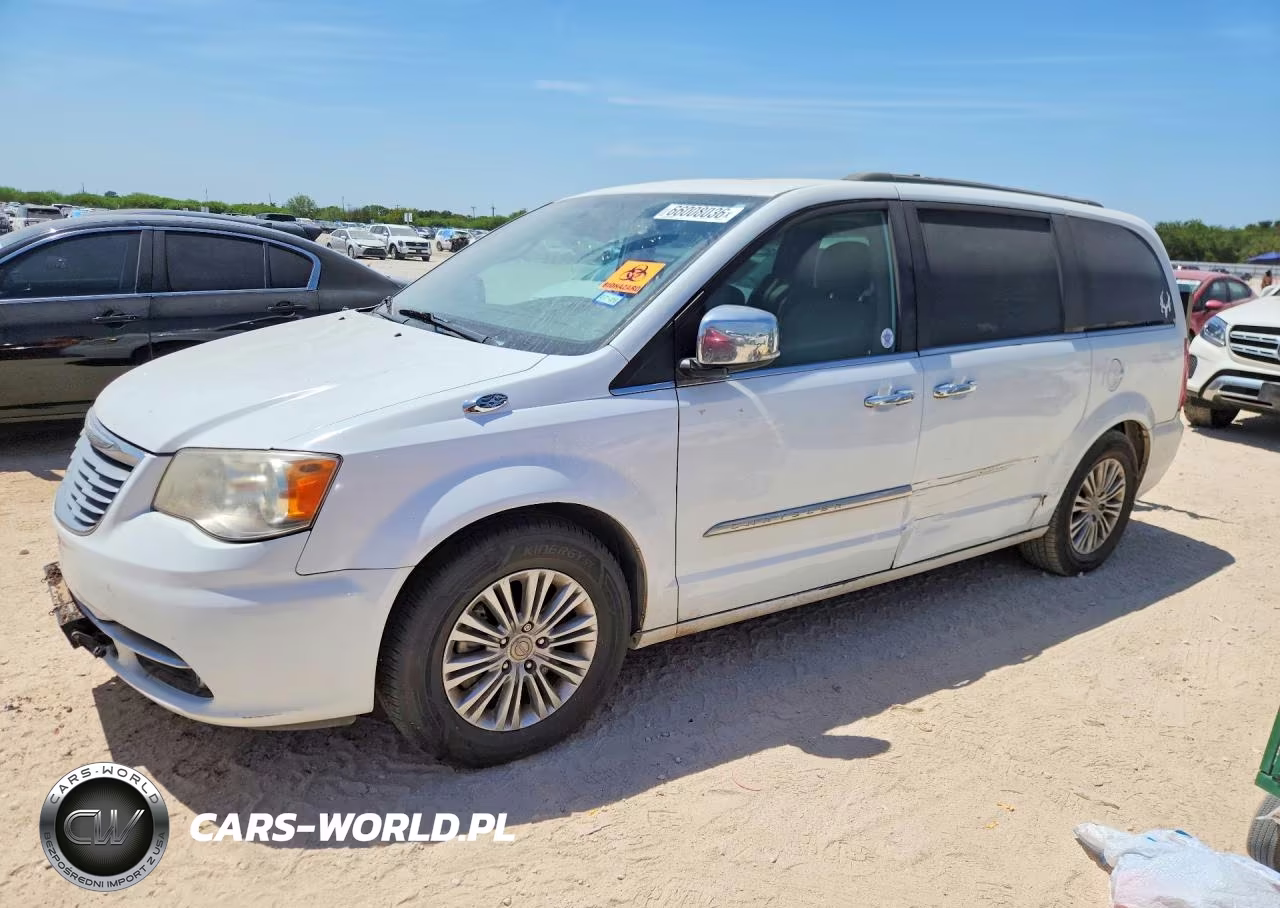 2016 Chrysler Town & Country Touring L – zdjęcie 1 z 13