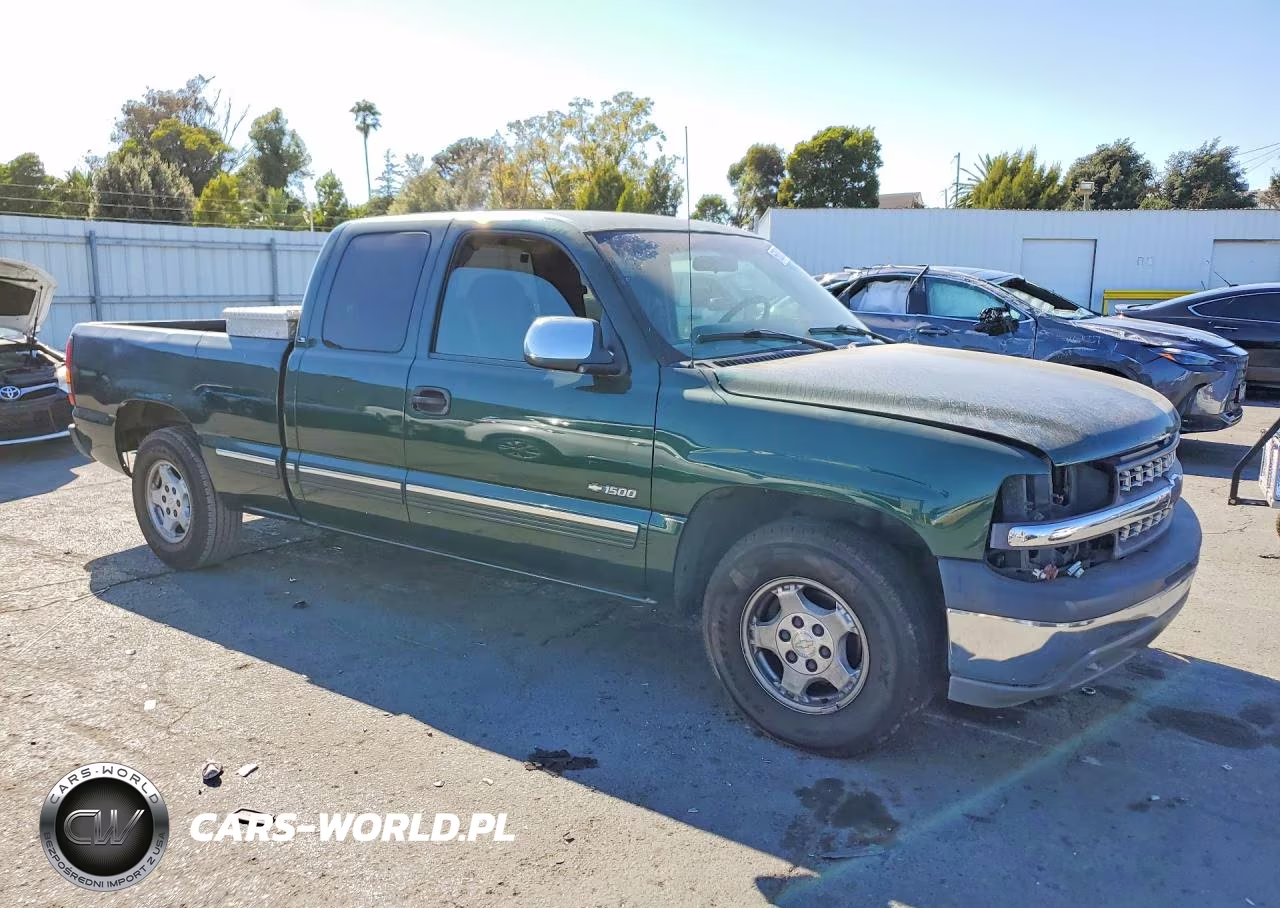 2002 Chevrolet Silverado C1500 VIN:2GCEC19T921204013 - 4