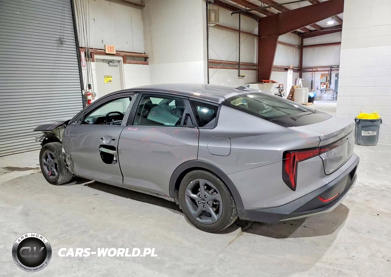 2025 Kia K4 Lxs VIN:3KPFT4DE5SE136553 - 2