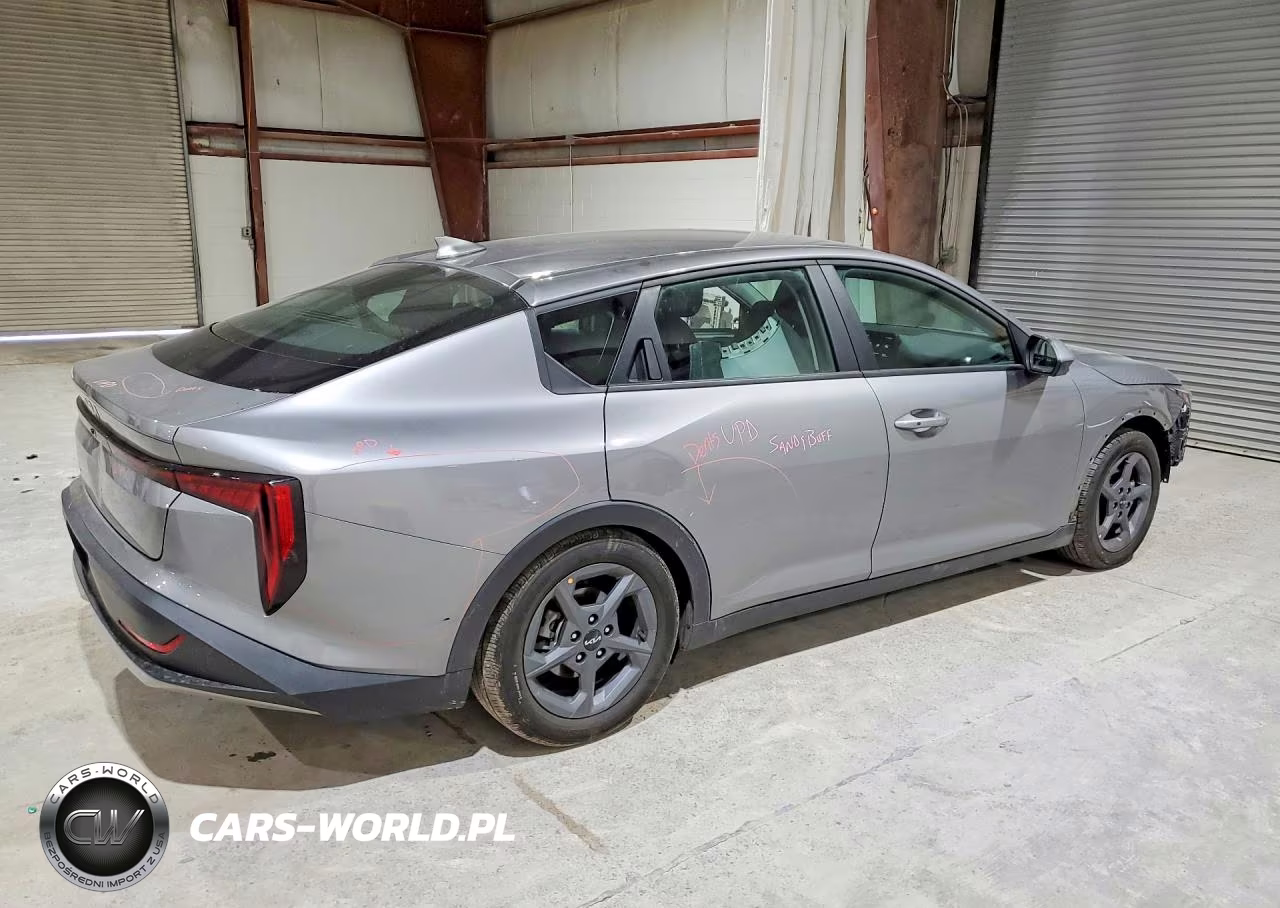 2025 Kia K4 Lxs VIN:3KPFT4DE5SE136553 - 3