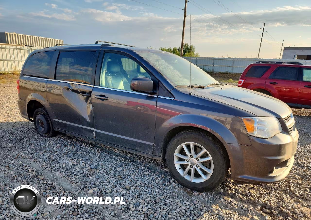 2018 Dodge Grand Caravan Sxt VIN:2C4RDGCG1JR192372 - 4