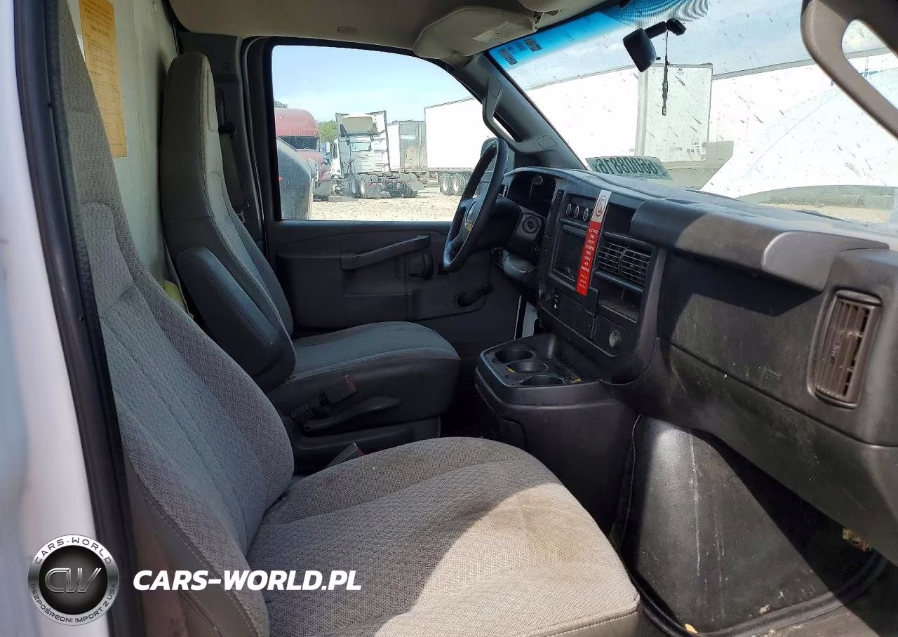 2018 Chevrolet Express G3500 VIN:1GB0GRFP5J1304025 - 7