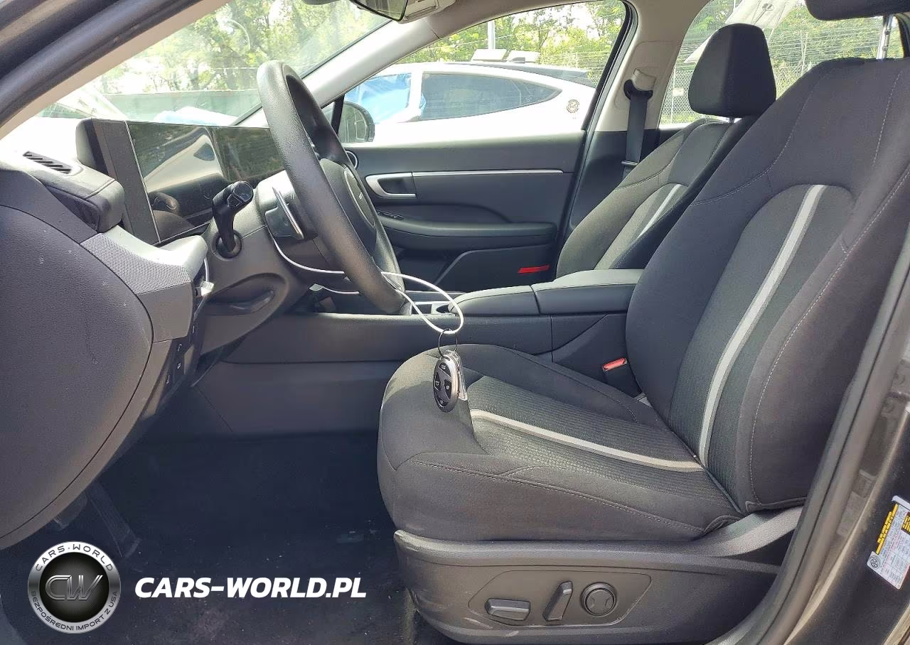 2025 Hyundai Sonata Sel VIN:KMHL64JA5SA461942 - 7