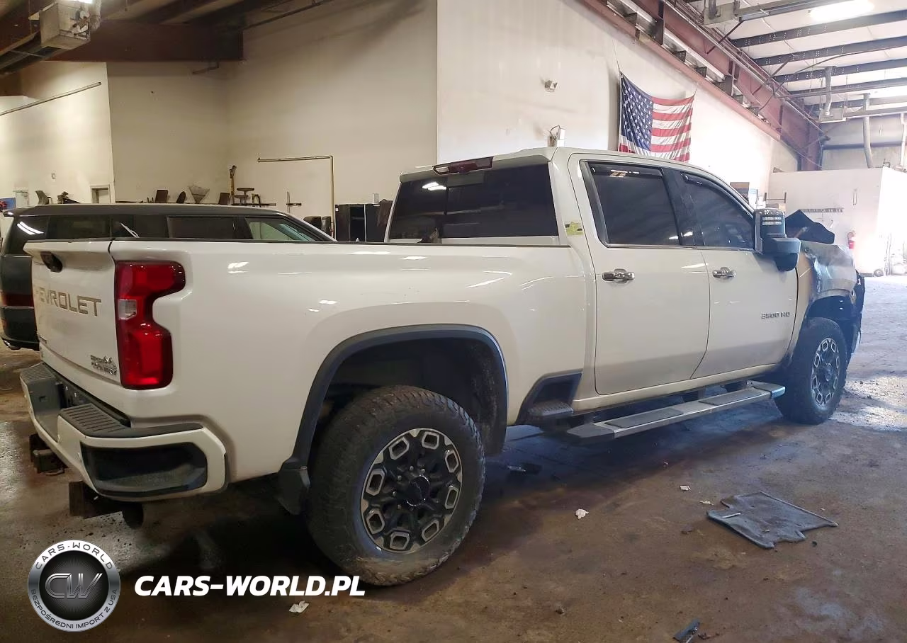 2021 Chevrolet Silverado K3500 High Country VIN:1GC4YVEY7MF221751 - 3