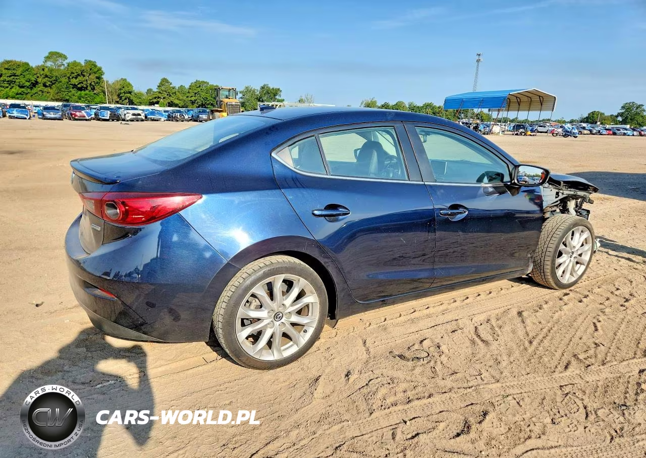 2015 Mazda 3 Touring VIN:JM1BM1V33F1220872 - 3