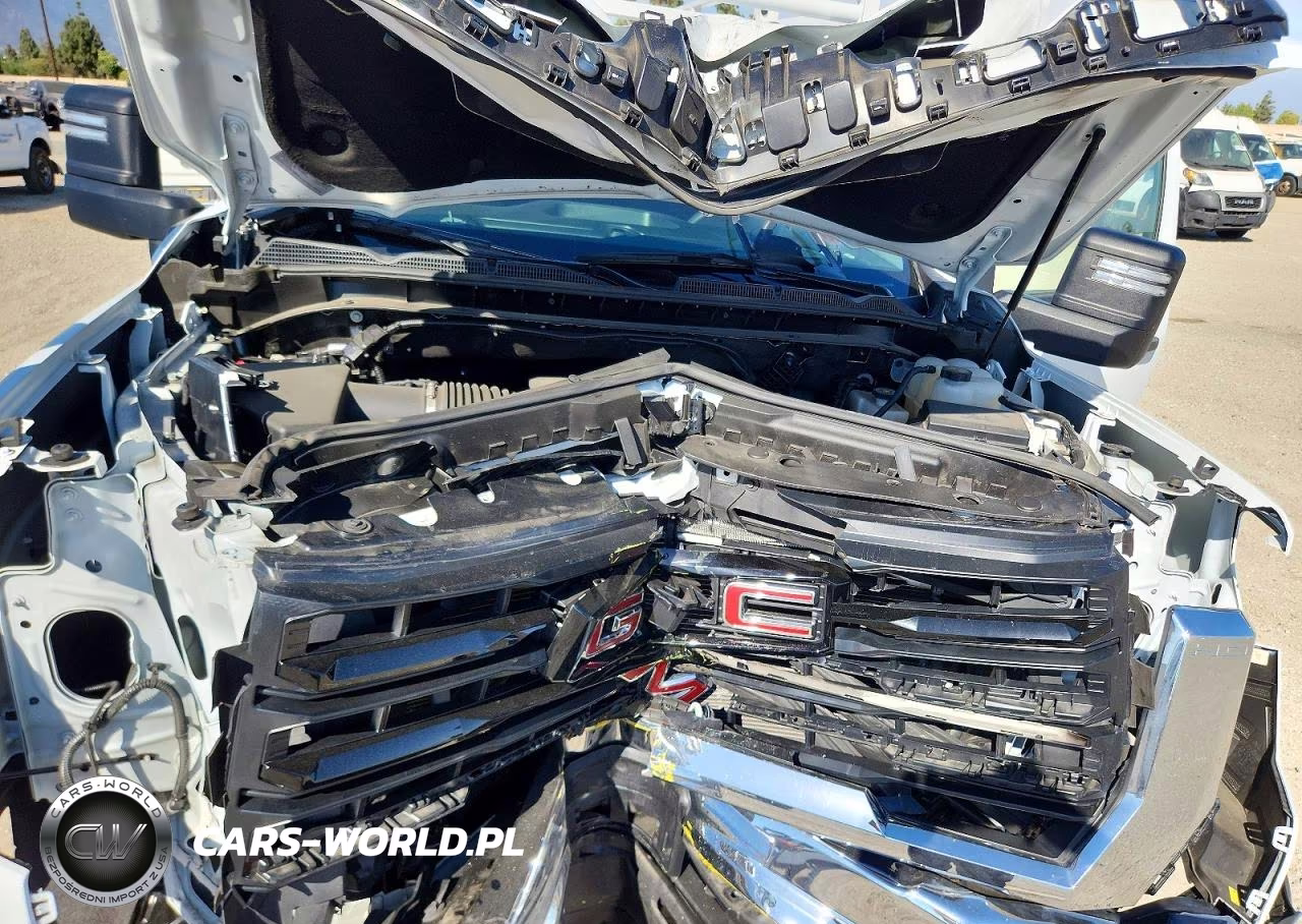 2026 GMC Sierra C2500 Heavy Duty VIN:1GD0HLE7XTF168435 - 11
