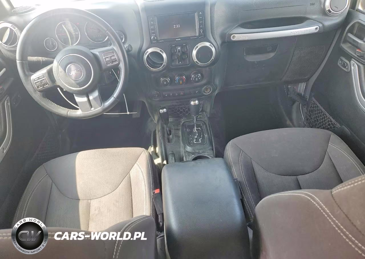 2018 Jeep Wrangler Unlimited Sahara VIN:1C4BJWEG4JL898729 - 8