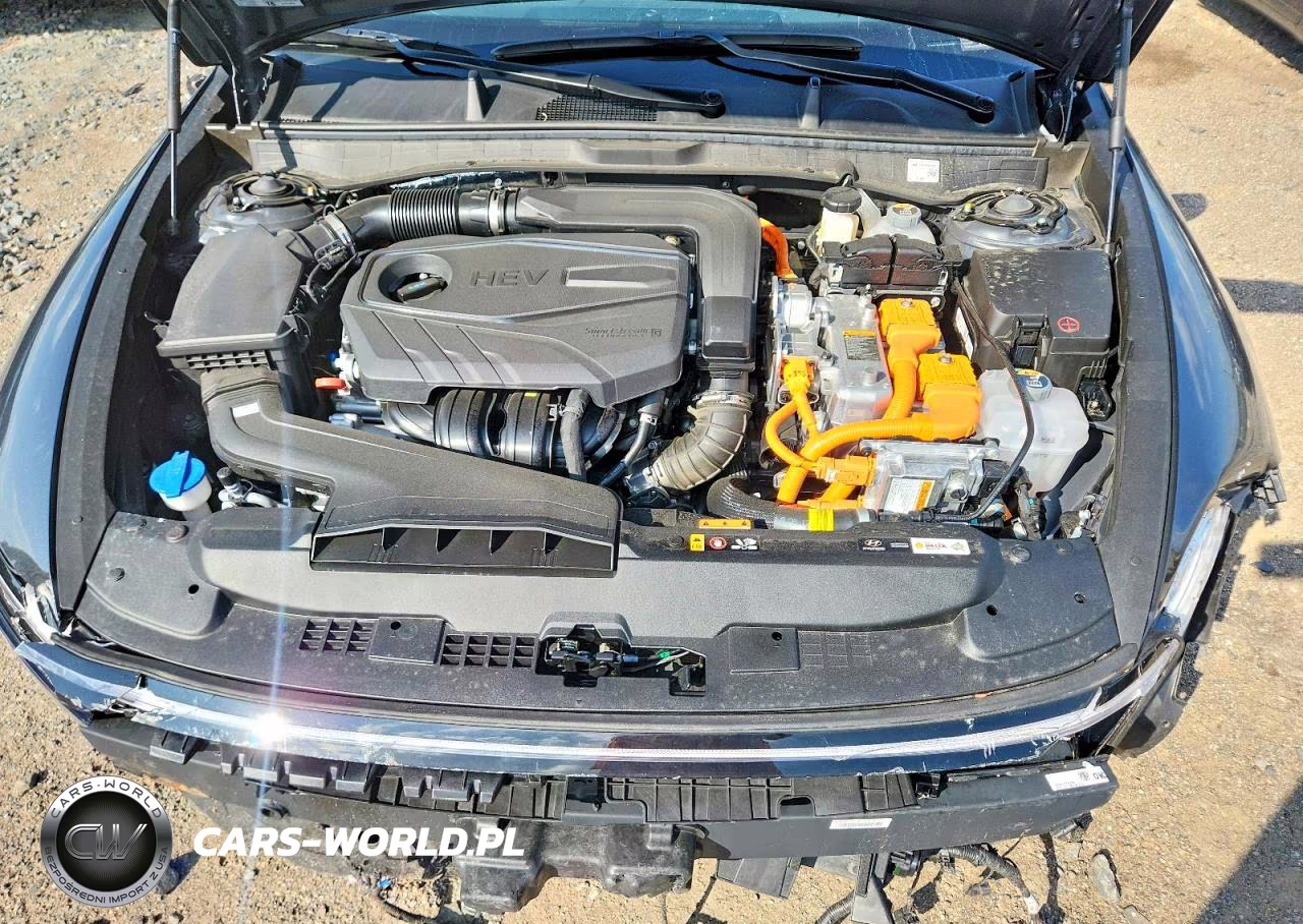 2026 Hyundai Sonata Hybrid Blue VIN:KMHL24JJXTA155266 - 11