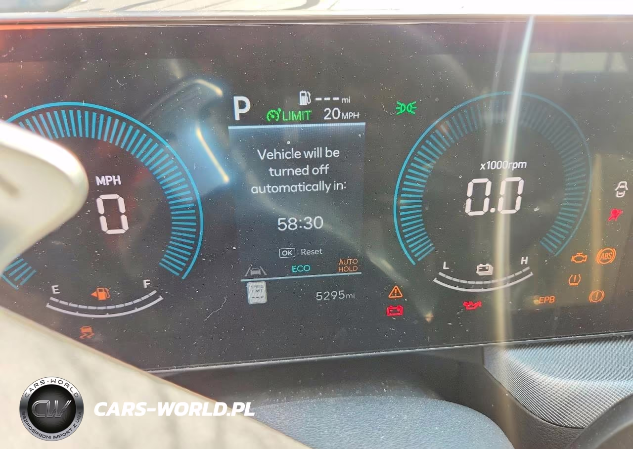 2026 Hyundai Sonata Hybrid Blue VIN:KMHL24JJXTA155266 - 9