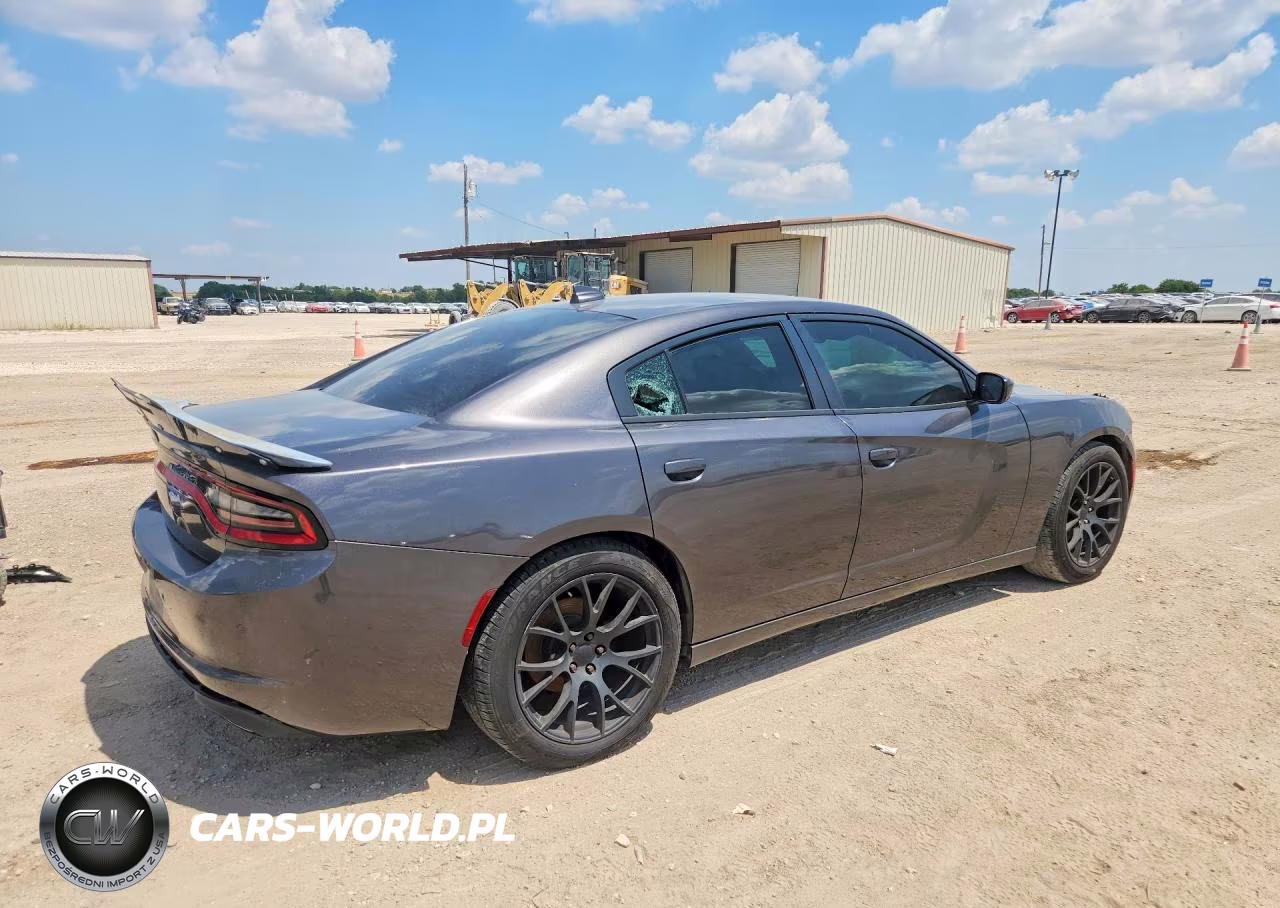 2015 Dodge Charger Sxt VIN:2C3CDXHG1FH917517 - 3