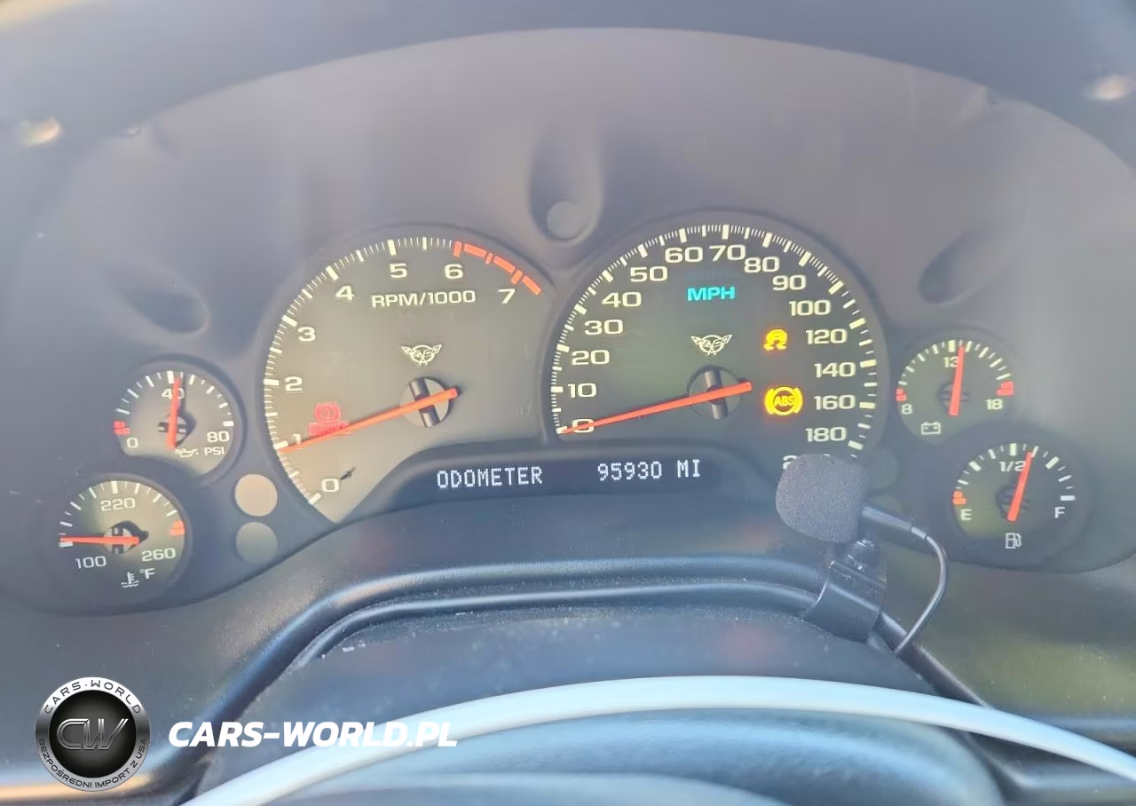 1998 Chevrolet Corvette VIN:1G1YY22G3W5100356 - 9