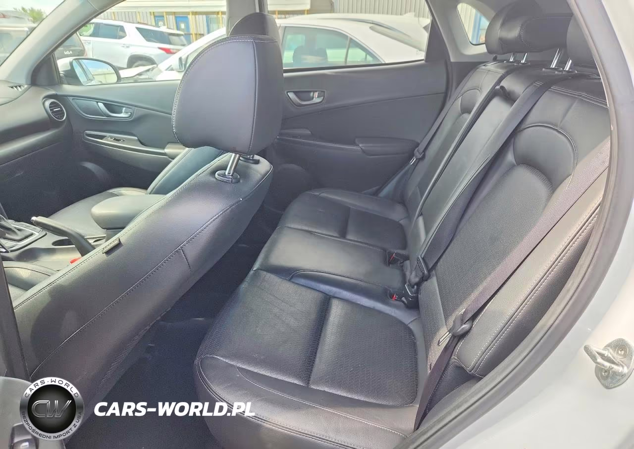 2019 Hyundai Kona Ultimate VIN:KM8K5CA57KU272588 - 11