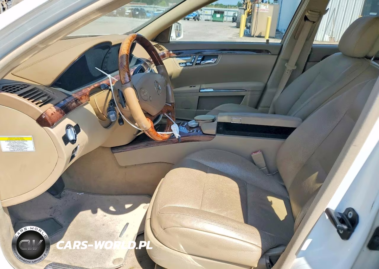 2010 Mercedes-Benz S 550 VIN:WDDNG7BB1AA345872 - 7