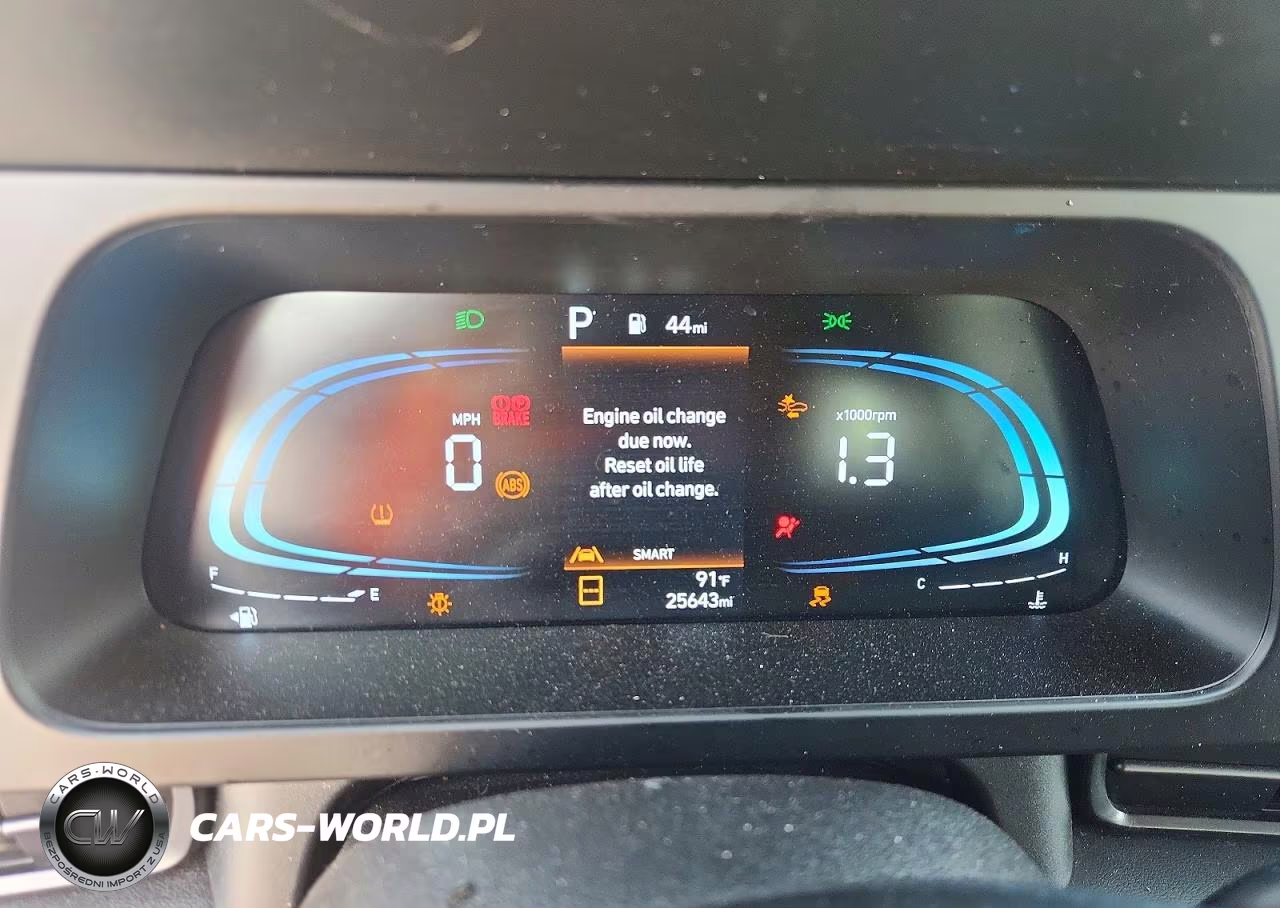 2025 Hyundai Elantra Sel Sport VIN:KMHLM4DG8SU090649 - 9