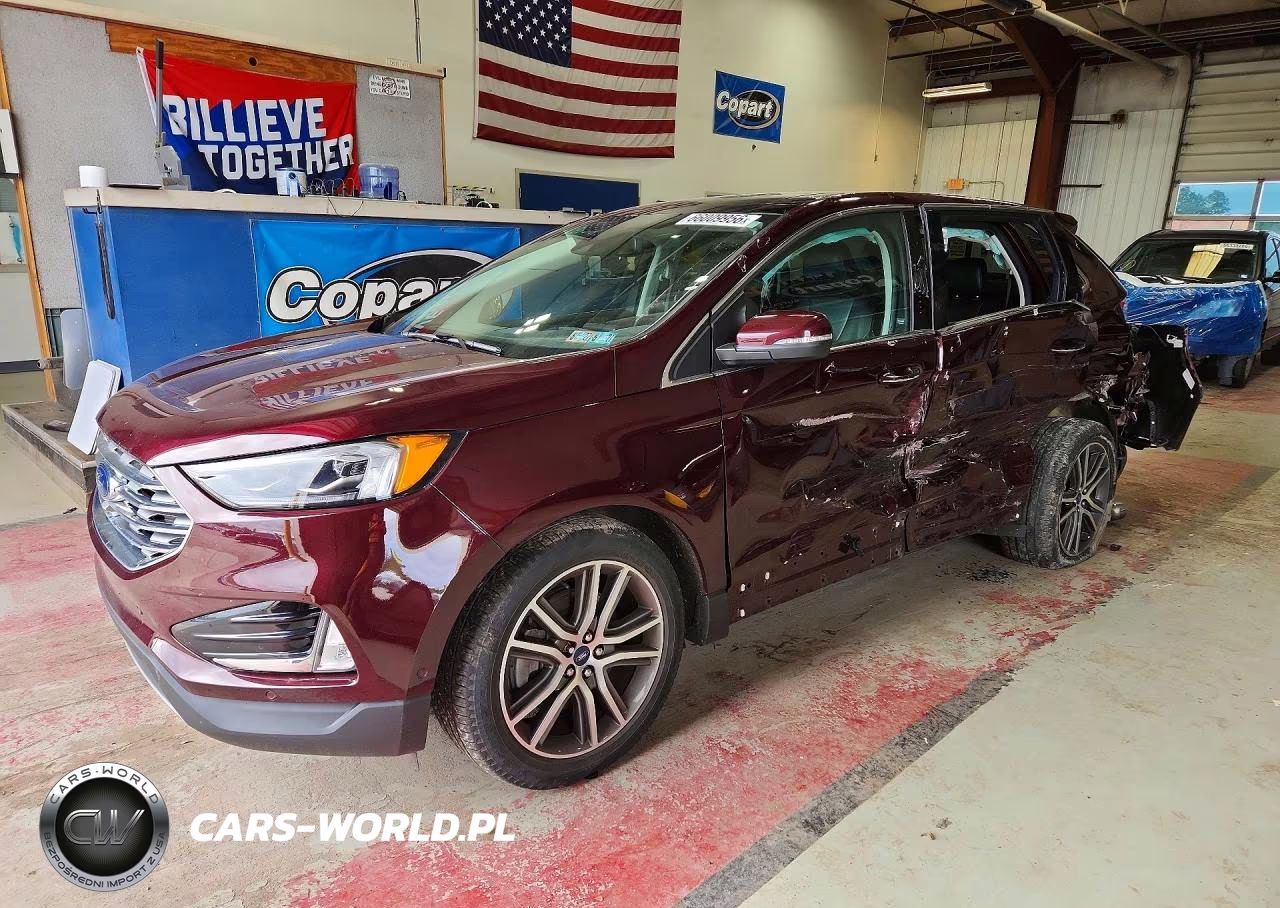 2021 Ford Edge Titanium – zdjęcie 1 z 13
