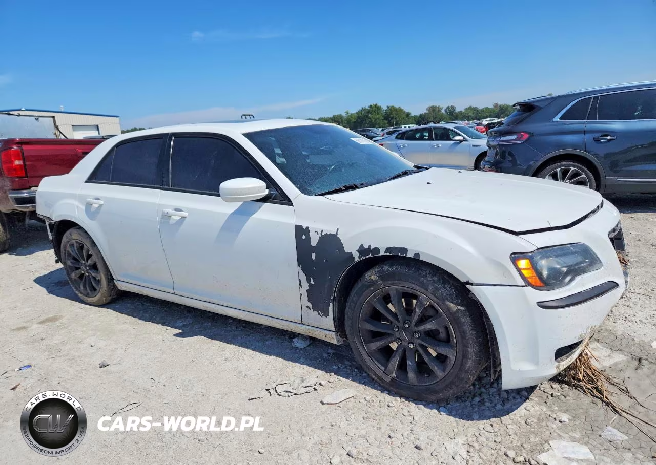 2014 Chrysler 300 S VIN:2C3CCAGG5EH384409 - 4