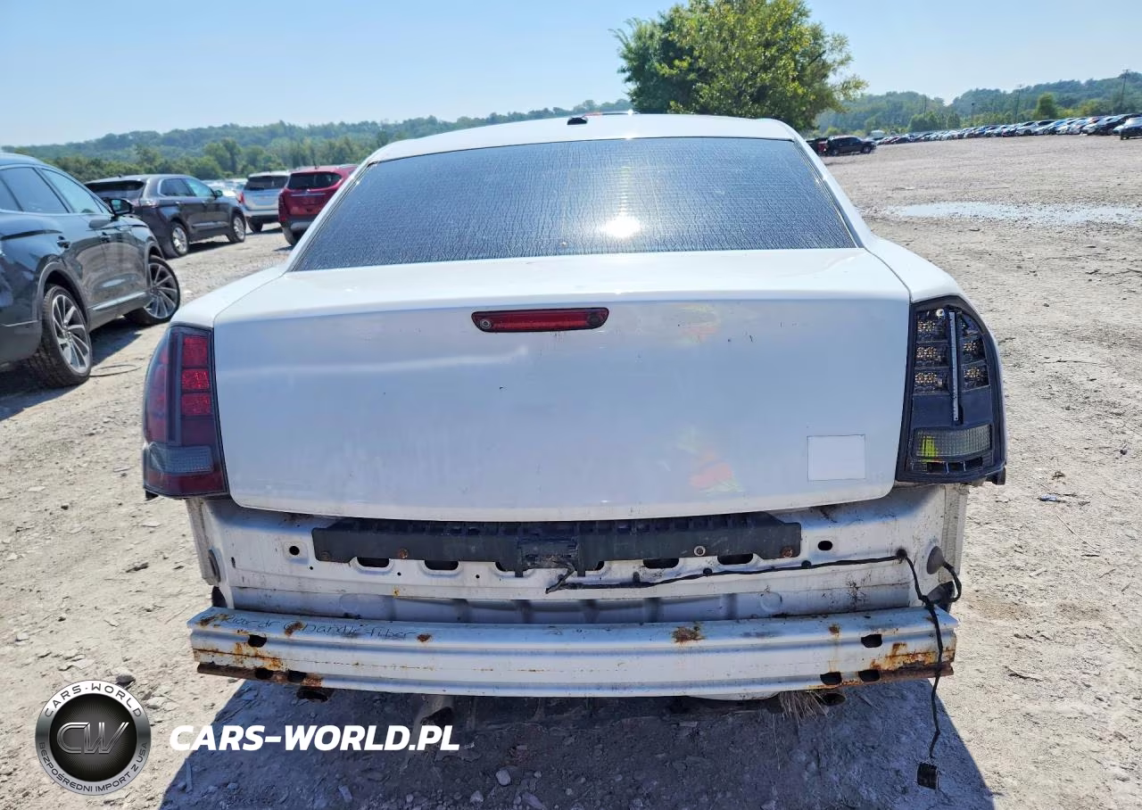2014 Chrysler 300 S VIN:2C3CCAGG5EH384409 - 6