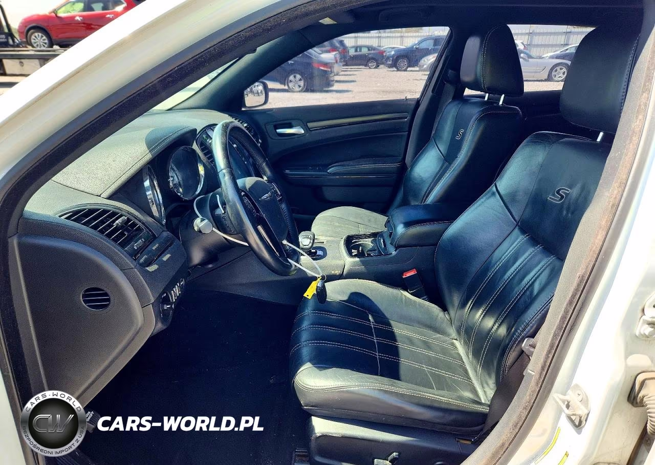 2014 Chrysler 300 S VIN:2C3CCAGG5EH384409 - 7