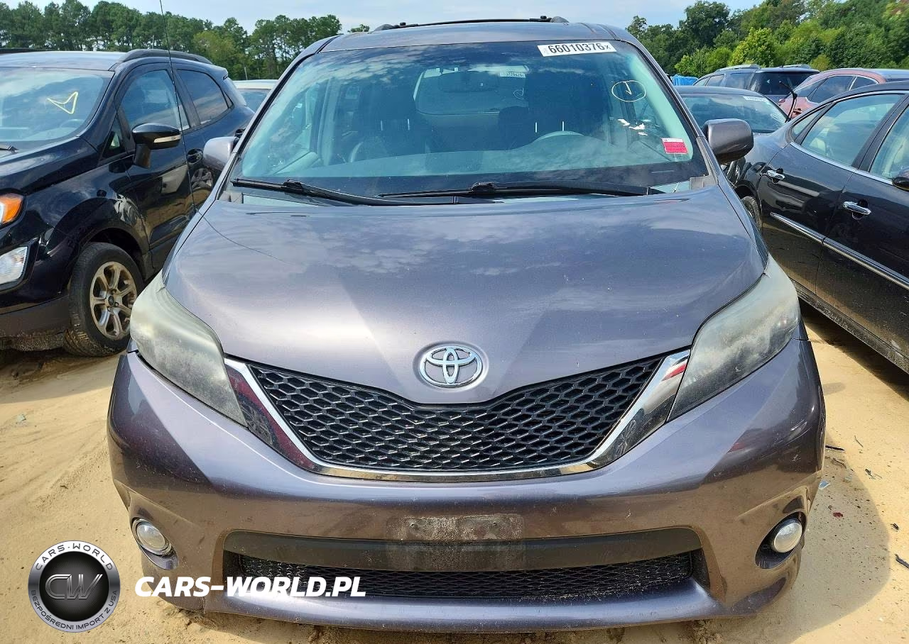 2012 Toyota Sienna Sport VIN:5TDXK3DC7CS259780 - 5