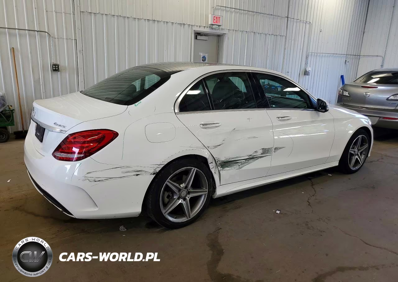2016 Mercedes-Benz C 300 4Matic VIN:55SWF4KB1GU167492 - 3