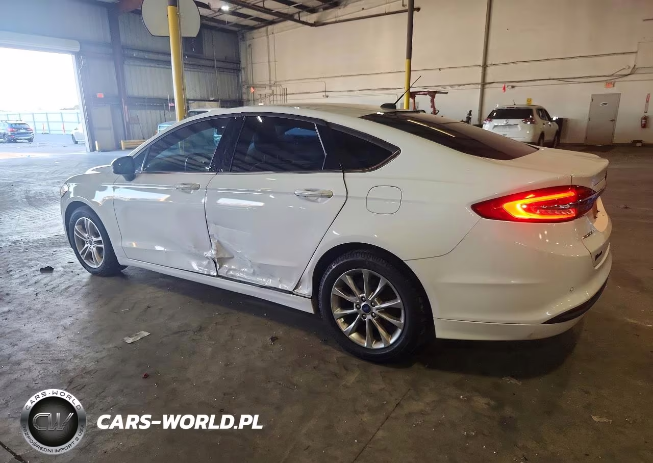 2018 Ford Fusion Se VIN:3FA6P0H70JR285989 - 2
