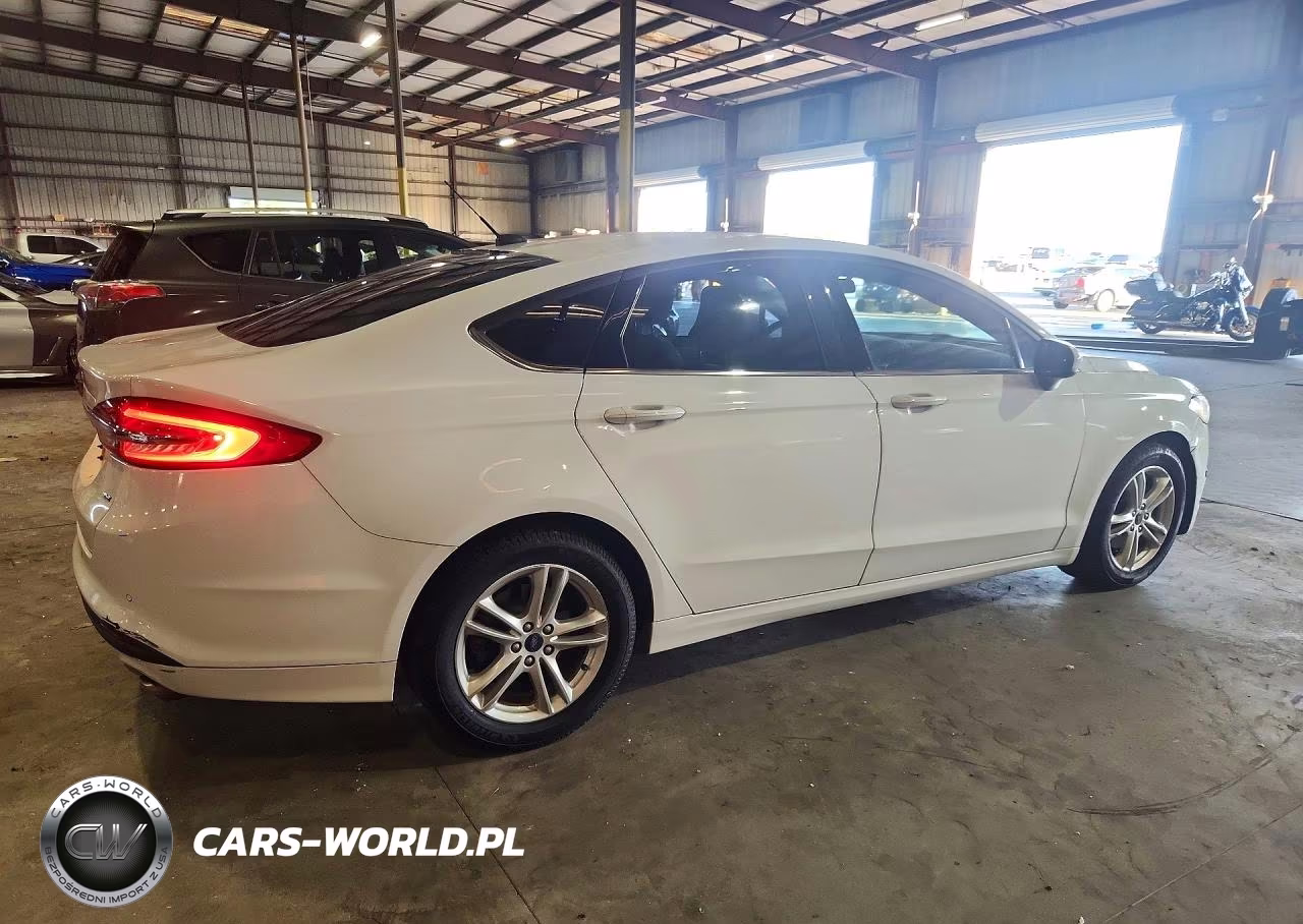 2018 Ford Fusion Se VIN:3FA6P0H70JR285989 - 3