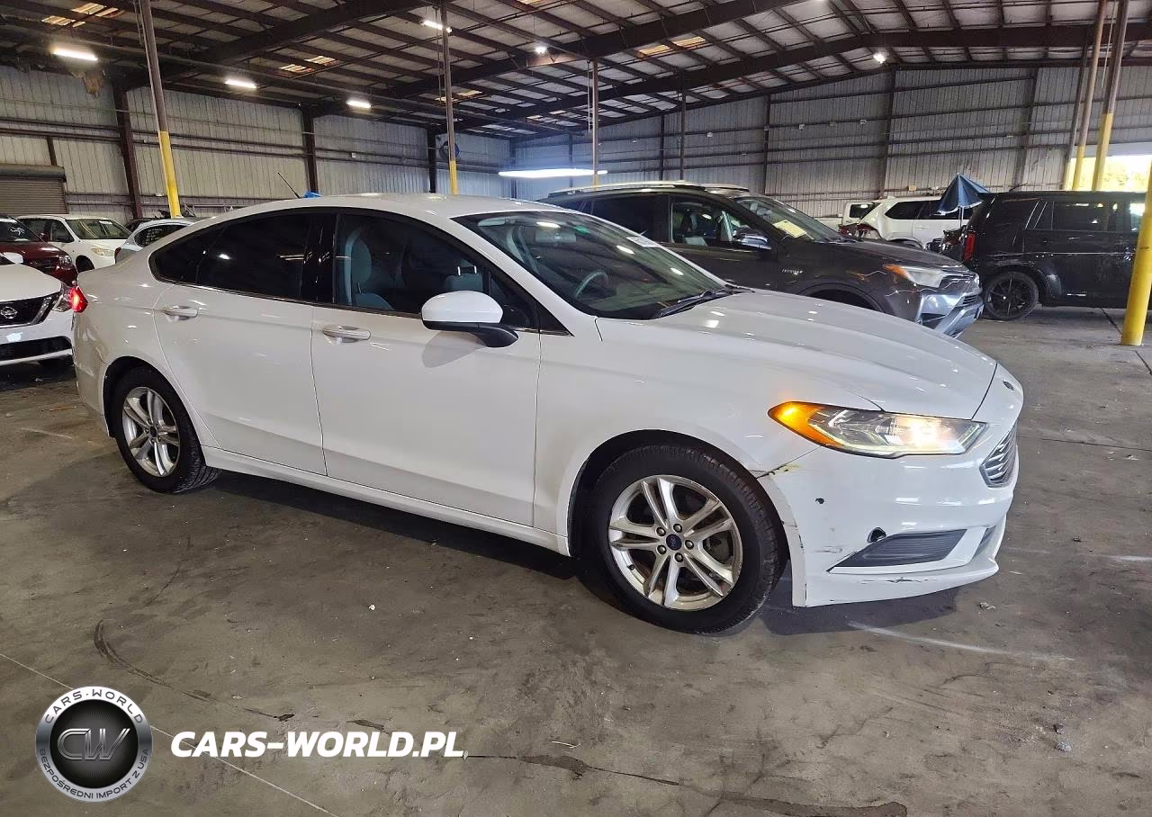 2018 Ford Fusion Se VIN:3FA6P0H70JR285989 - 4