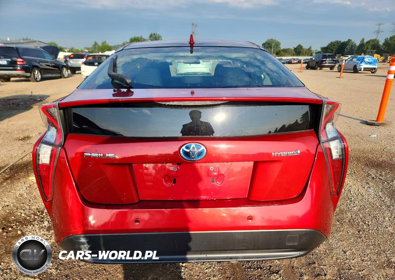 2017 Toyota Prius Two VIN:JTDKBRFU7H3559539 - 6