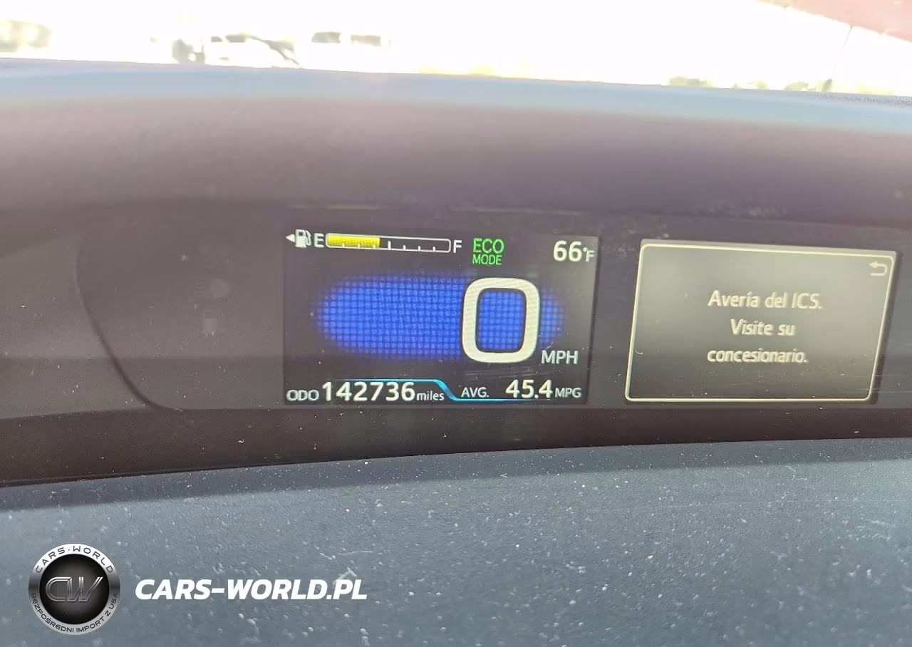 2017 Toyota Prius Two VIN:JTDKBRFU7H3559539 - 9
