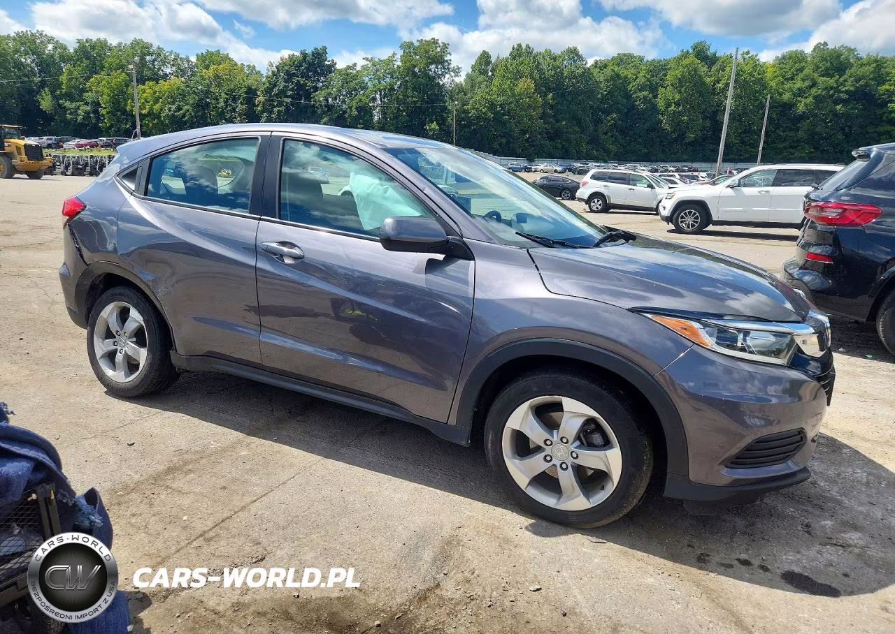 2019 Honda Hr-V Lx VIN:3CZRU6H39KG730043 - 4