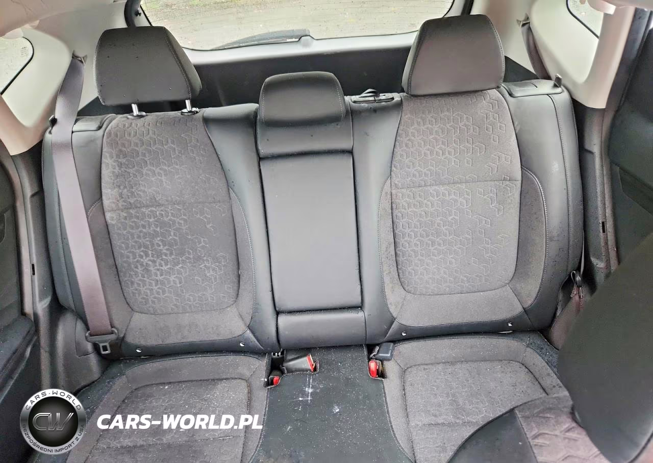 2025 Kia Seltos S VIN:KNDEUCAAXS7804741 - 10