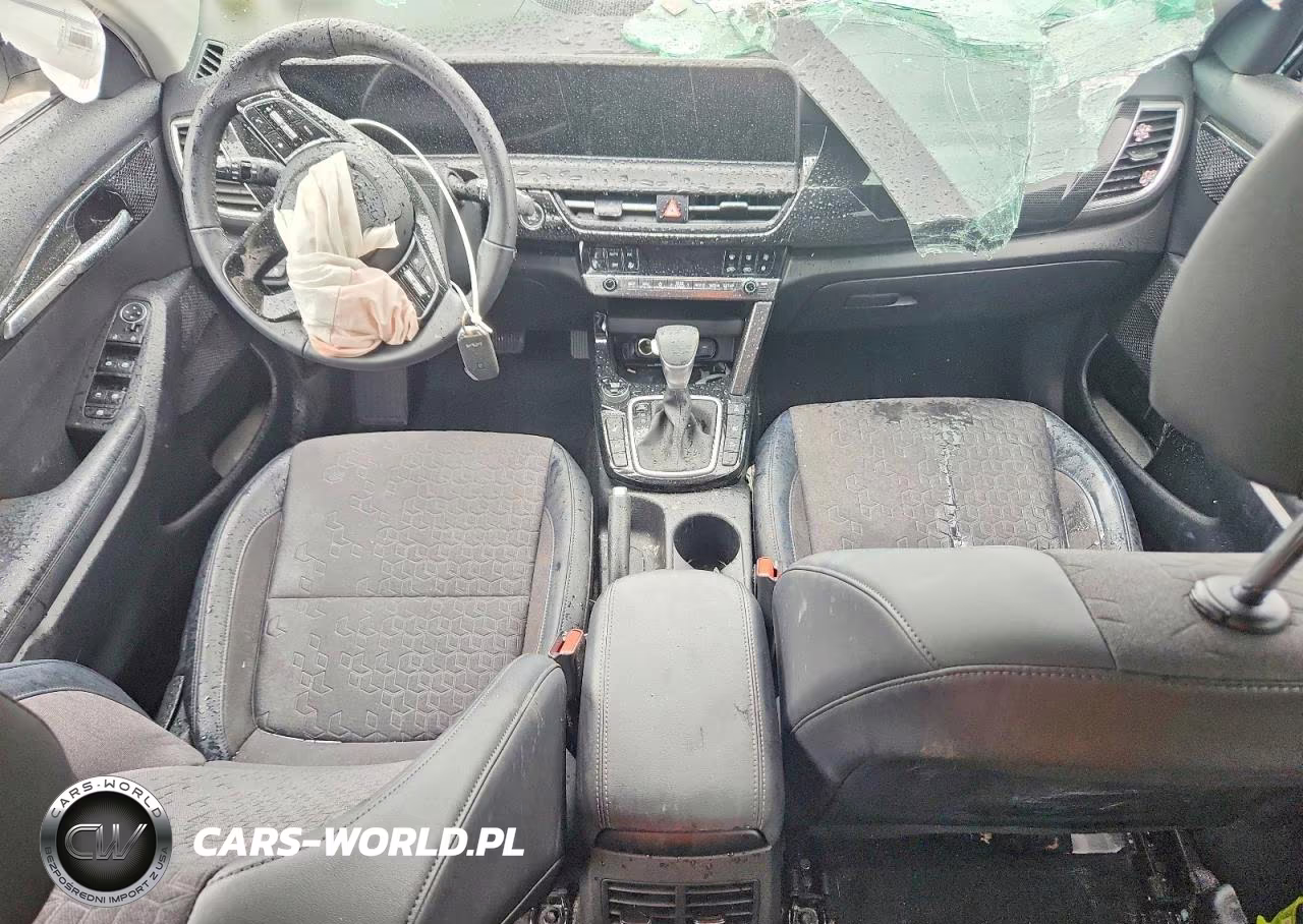 2025 Kia Seltos S VIN:KNDEUCAAXS7804741 - 8