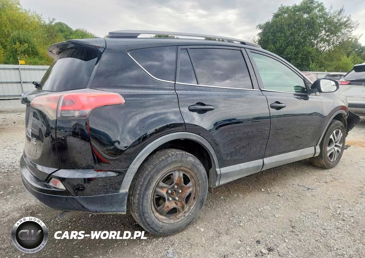 2017 Toyota Rav4 Le VIN:2T3BFREV1HW640578 - 3
