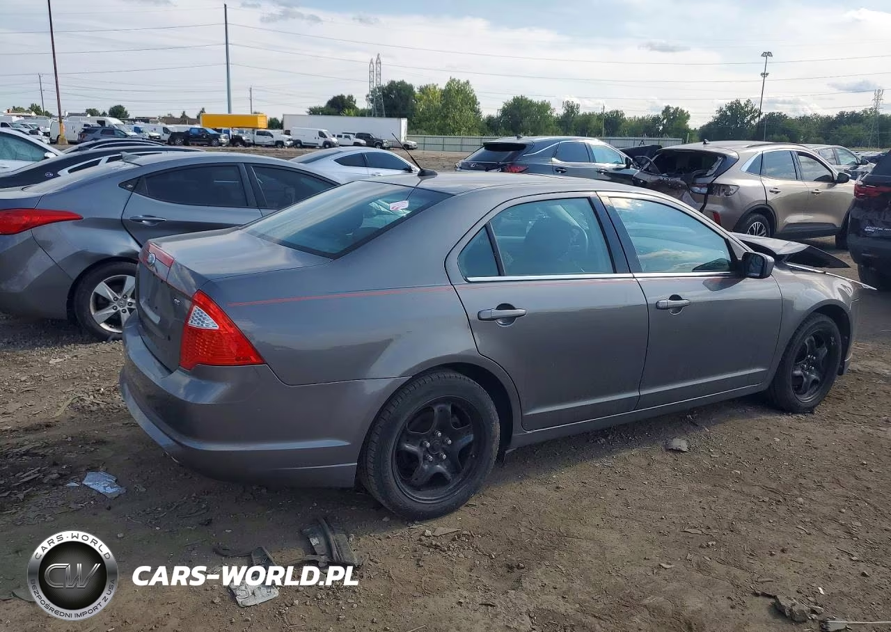 2011 Ford Fusion Se VIN:3FAHP0HA2BR260405 - 3
